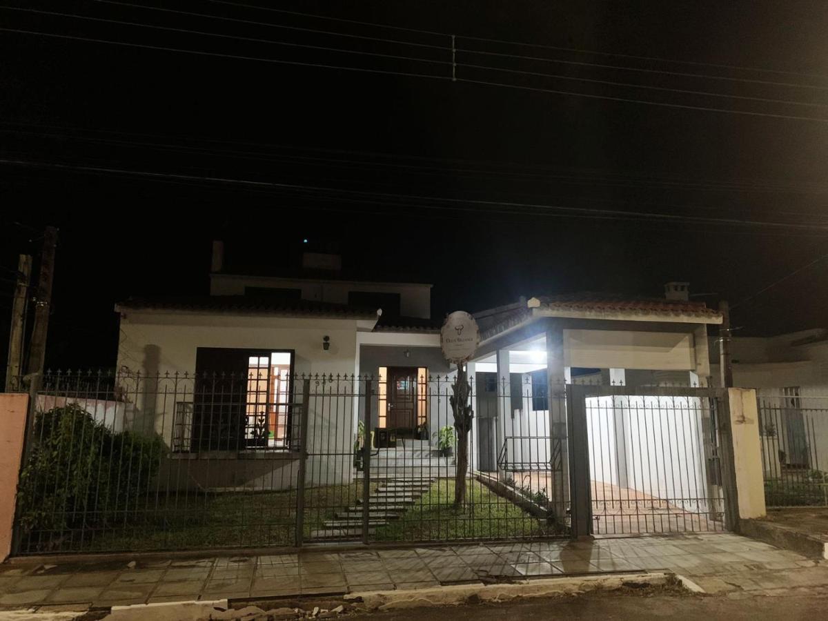 Residencia 945 - Novo Endereco Bed & Breakfast Sao Gabriel Exterior photo
